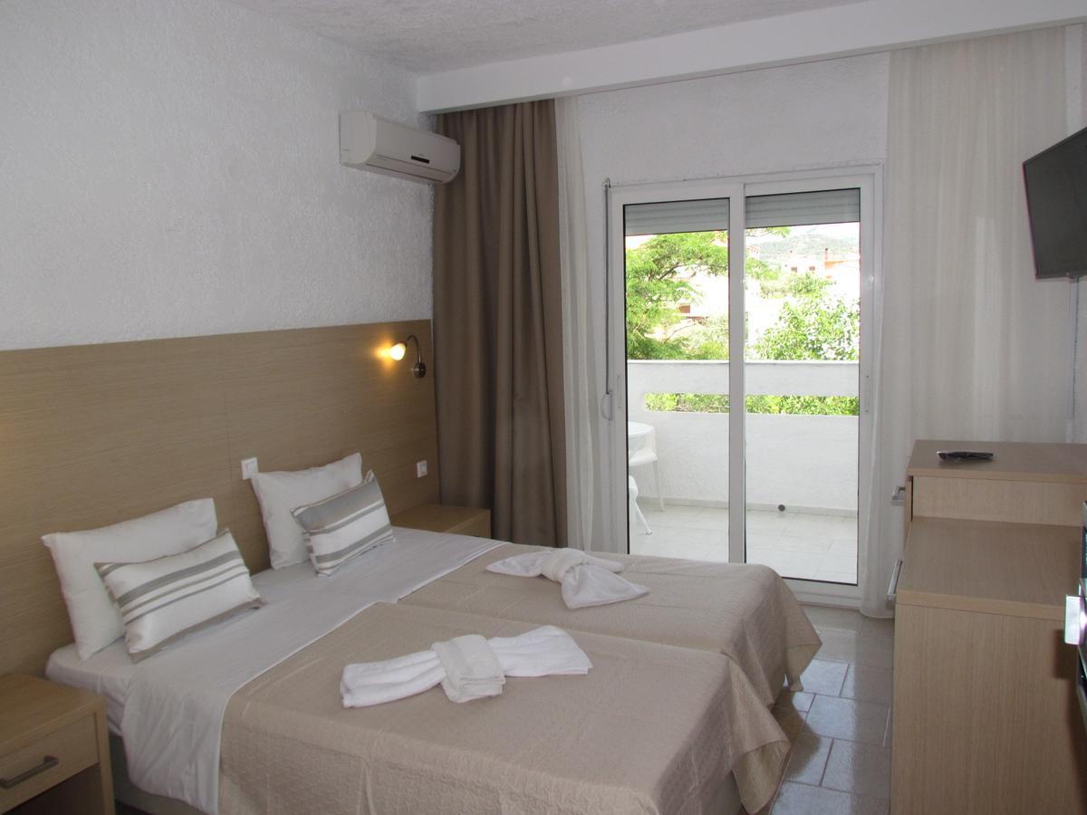 Hotel Castello à Limenaria  Extérieur photo